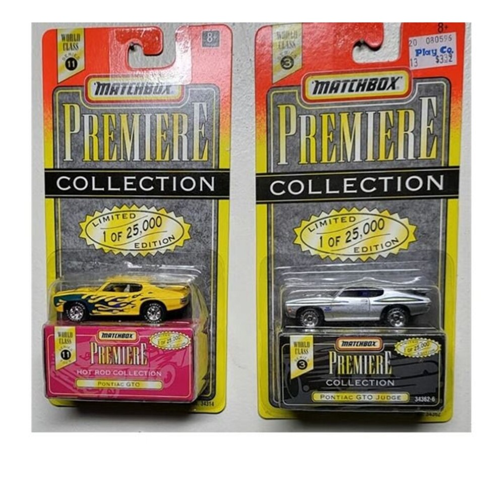Matchbox premiere Lot Of 2